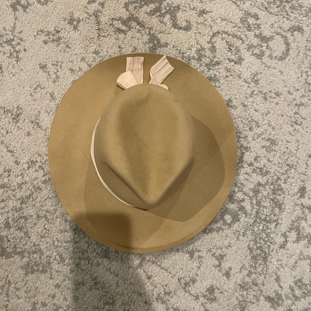 Lack of Color Hat